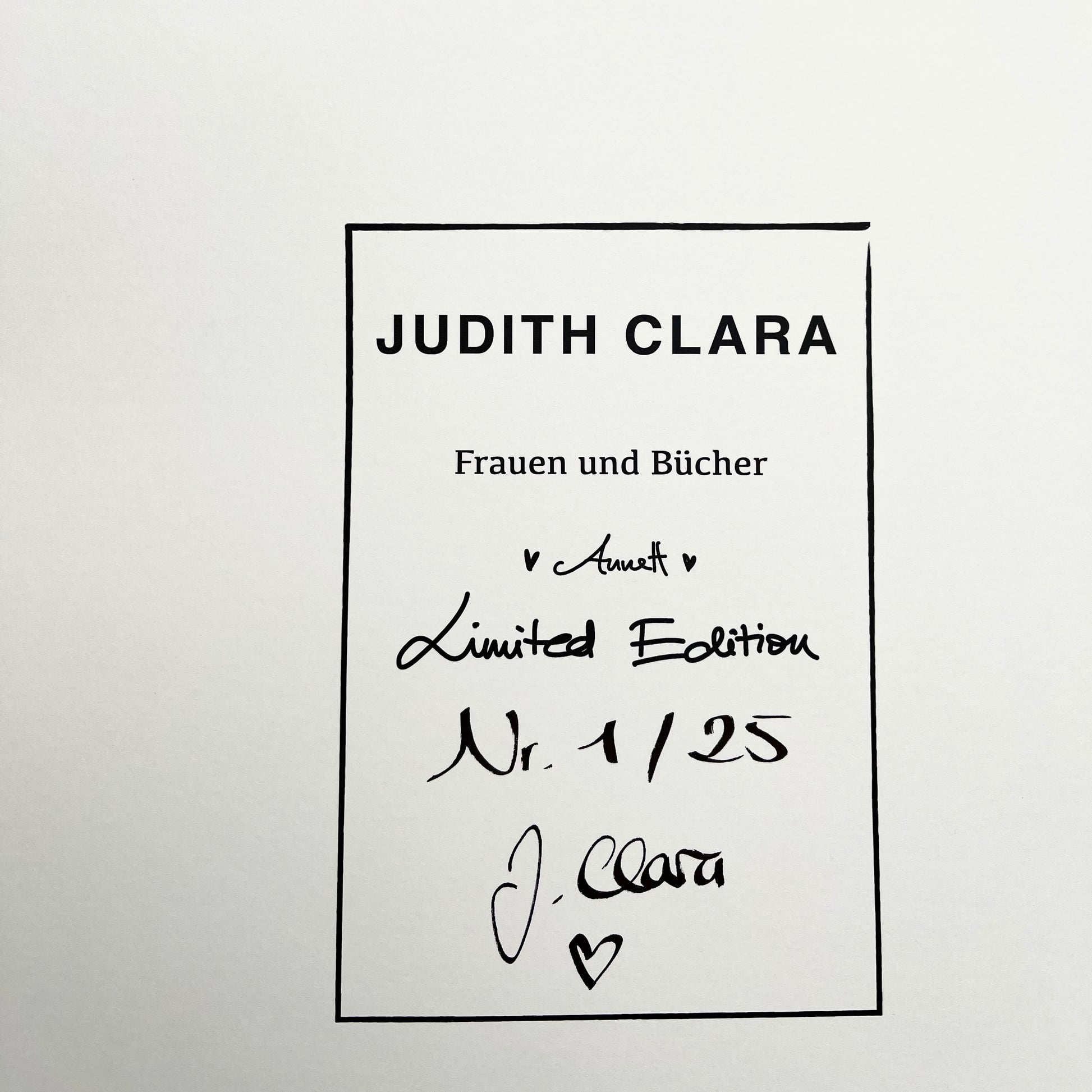 Annett *Limited Edition* (creme weiß Papier)-Poster & Bildende Kunst-JUDITH CLARA-1-one-line-art